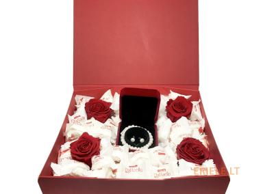 GREITAS PRISTATYMAS saldi originali unikali isksirtine romantiska dovana moterims zmonai merginai panelei meilei smalizei valentino kaledu gimtadienio rafaelo su perlais ir rozemis dezute
