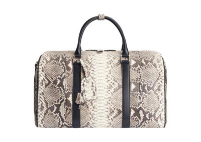 pitono odos balta moteriskas  krepsys tase  komandiruotems sportui atostogoms prabangi dovana moterims zmonai  verslininkui zmogui kuris viska turi