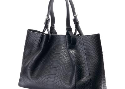 Juodos spalvos tikro naturalios  pitono odos moteriska rankine is tikros gyvates odos prabangi dovana gimtadinio jubiliejaus proga zmonai mamai moterims kaledoms